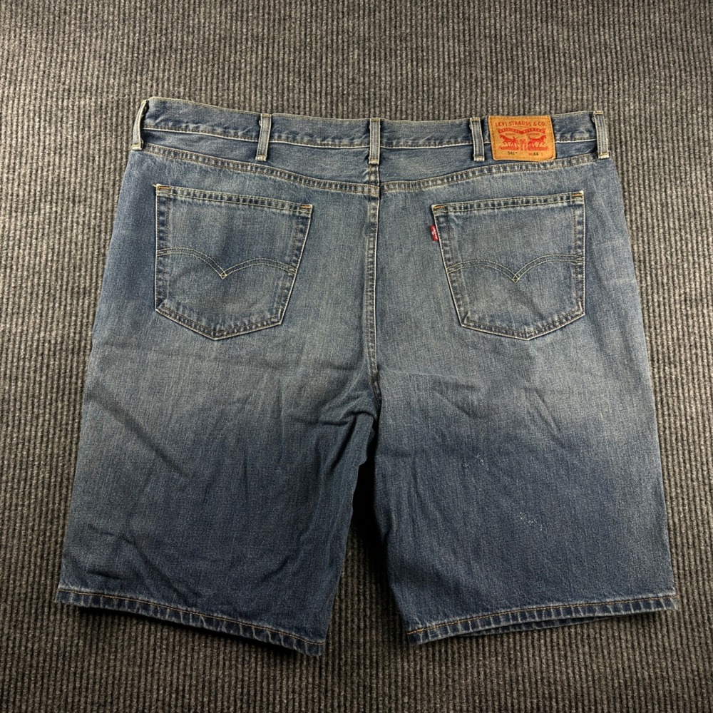 Levis 541 Athletic Taper Denim Shorts Mens 44 Blue Medium Wash Jean Shorts 2961